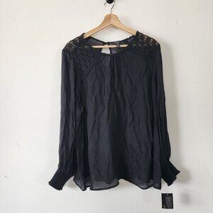 NWT Mackenzie And James Woman 2X Black Blouse